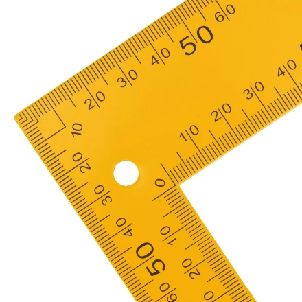 Угольник стальной Denzel, 200 х 300 мм, 32388 купить в Нижневартовске