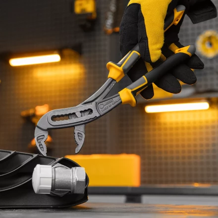 Клещи переставные Denzel 17900, трехкомпонентные рукоятки 240 мм купить в Нижневартовске