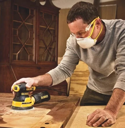 Шлифмашина ЭШМ DeWalt DWE6423 купить в Нижневартовске