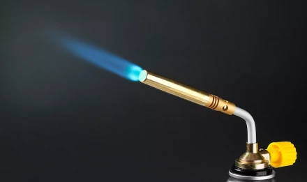 Газовая горелка "ProTerm" на баллон, STAYER "PROFESSIONAL" 55586, регулировка пламени, вихревое пламя, цанговое соединение, 1300С 55586 купить в Нижневартовске