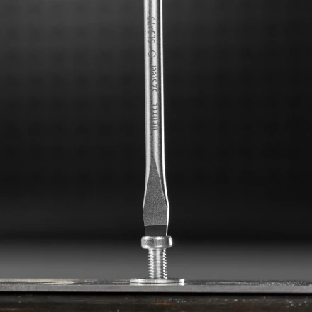 Отвертка, SL5x75 мм, S2, 3к рукоятка Denzel 121947 купить в Нижневартовске