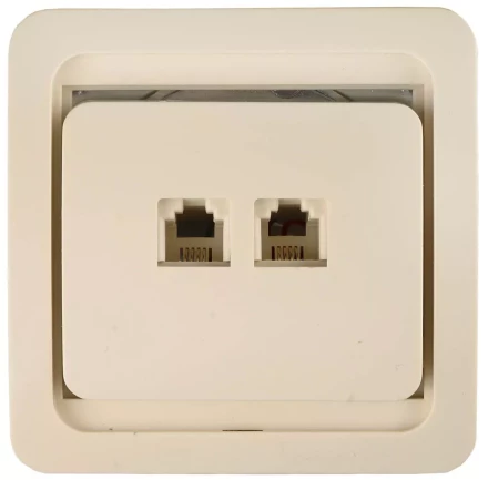 Розетка СВЕТОЗАР "ГАММА" телефонная двойная, цвет бежевый SV-54118-B купить в Нижневартовске
