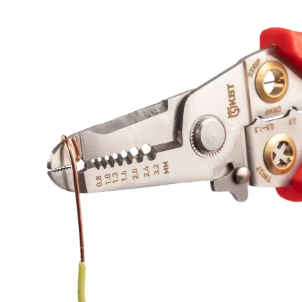 Многофункциональный стриппер КВТ WSS-02 для снятия изоляции с проводов 0.5–6.0 мм (102399) купить в Нижневартовске