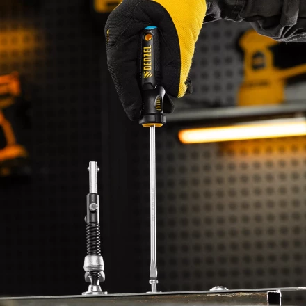 Отвертка, SL5x150 мм, S2, 3к рукоятка Denzel 121977 купить в Нижневартовске