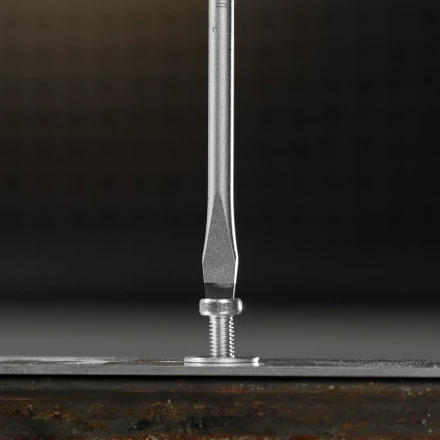 Отвертка, SL5x150 мм, S2, 3к рукоятка Denzel 121977 купить в Нижневартовске