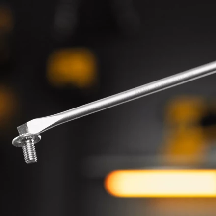 Отвертка, SL5x150 мм, S2, 3к рукоятка Denzel 121977 купить в Нижневартовске