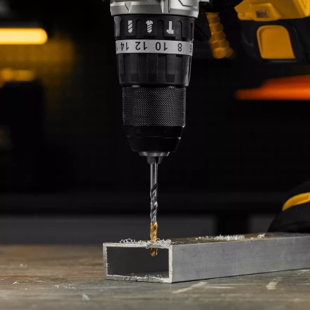 Сверло спиральное по металлу Denzel 5 x 86 мм, Р6М5, Golden Tip, 718233 купить в Нижневартовске