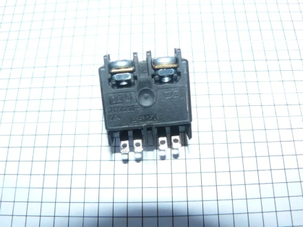 Выключатель SF125 7(7)A 5E4 V000-003-302 купить в Нижневартовске