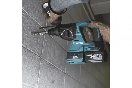 Аккумуляторный перфоратор Makita DHR242RT купить в Нижневартовске