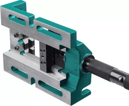 Тиски KRAFTOOL станочные трехсторонние 32716-100 купить в Нижневартовске