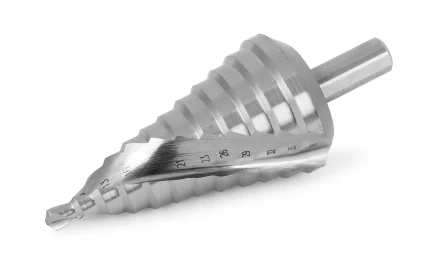 Ступенчатое сверло MESSER со спиральной канавкой. Диаметр 6-38 мм. Ступеней 12. купить в Нижневартовске