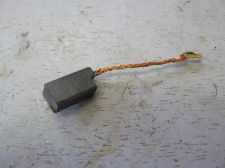 Щетка графитовая (пара) 8х6х16 Применение купить в Нижневартовске