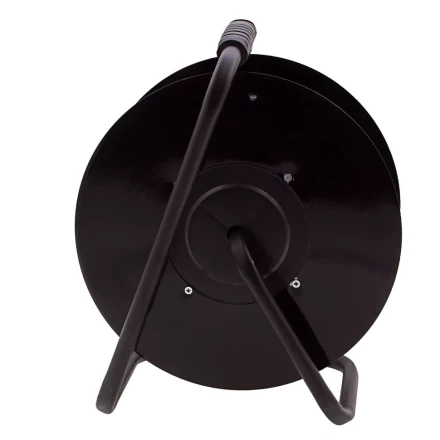 Удлинитель силовой 30 м, 16А, тип УХз16, КГ 3 x 1.5 мм, на стальной катушке, 4 розетки Сибртех 95876 купить в Нижневартовске