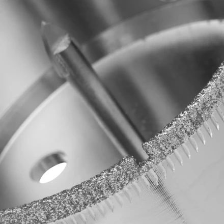 Сверло по керамической плитке и стеклу Сибртех, 68 х 55 мм, шестигранный хвостовик, с центрующим сверлом купить в Нижневартовске