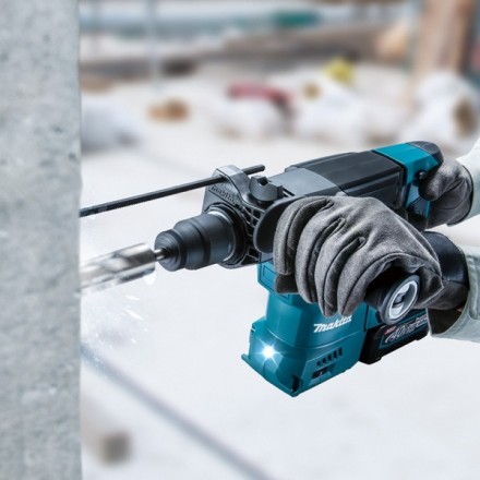 Аккумуляторный перфоратор Makita HR008GZ02 40В,  4.5Дж, без АКБ и ЗУ купить в Нижневартовске