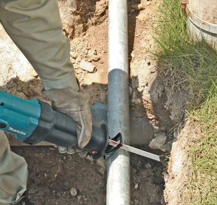 Пила сабельная Makita JR3050T купить в Нижневартовске