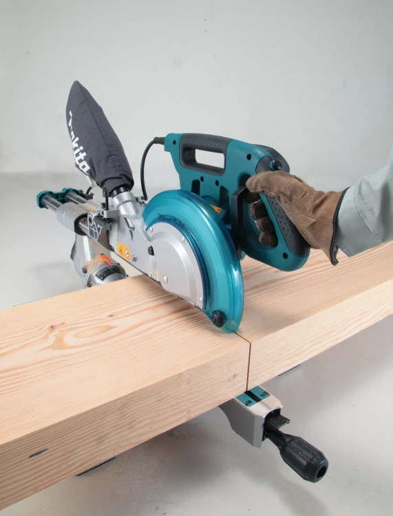 Пила торцовая Makita LS1018LN купить в Нижневартовске