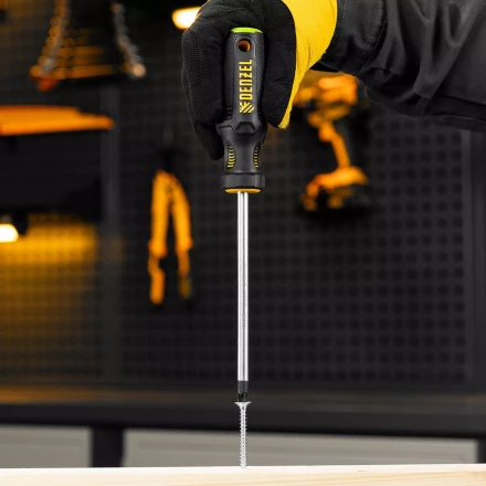 Отвертка Denzel, PZ3x150 мм, S2, 3к рукоятка, 122097 купить в Нижневартовске