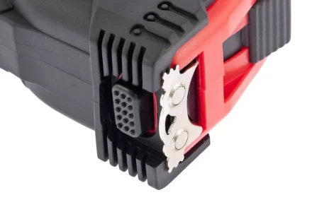 Рулетка Status magnet 3 fixations 10 м х 32 мм обрезиненный корпус зацеп с магнитом  MATRIX 31000 купить в Нижневартовске