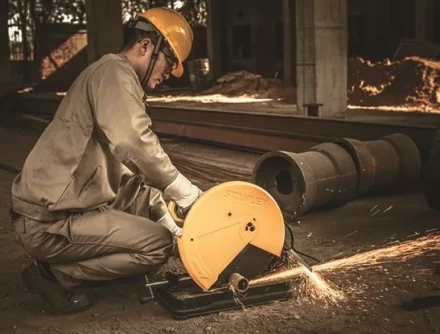 Пила монтажная STSC2135 Stanley купить в Нижневартовске