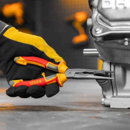 Длинногубцы прямые Denzel 17305, диэлектрические рукоятки до 1000 В, трехкомпонентные рукоятки, 205мм купить в Нижневартовске