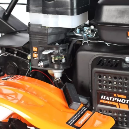 Мотоблок PATRIOT Урал (Колеса EXTREME) 440107581 купить в Нижневартовске