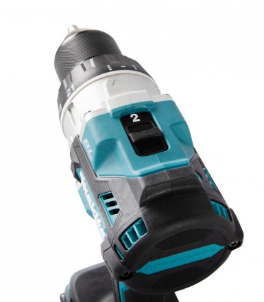 Аккумуляторная дрель-шуруповерт Makita DDF486RT купить в Нижневартовске