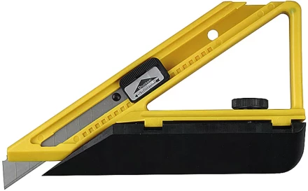 Нож STAYER "MASTER" для подрезания обоев в углах, 18мм 9189 купить в Нижневартовске