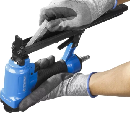 Степлер (скобозабиватель) пневматический для скоб тип 53F (10-22 мм) и тип 140 (10-14 мм) 3190 серия ПРОФЕССИОНАЛ купить в Нижневартовске