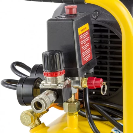 Компрессор воздушный Denzel DK1800/50 Х-PRO 58068 купить в Нижневартовске