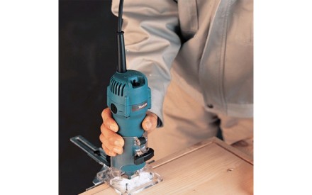 Угловая шлифмашина Makita 9558HNRZ УШМ Болгарка купить в Нижневартовске