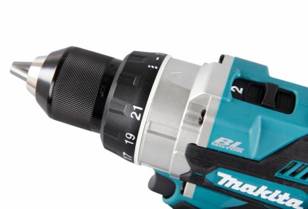 Аккумуляторная дрель-шуруповёрт Makita DDF486RTJ купить в Нижневартовске