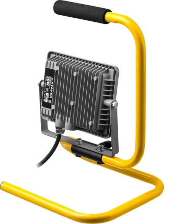 Прожектор LEDPro светодиодный, STAYER Profi 57135-30, переносной с подставкой, 30Вт 57135-30 купить в Нижневартовске