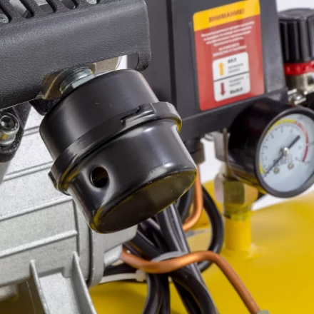 Компрессор воздушный Denzel DKV2200/100 Х-PRO 58079 купить в Нижневартовске