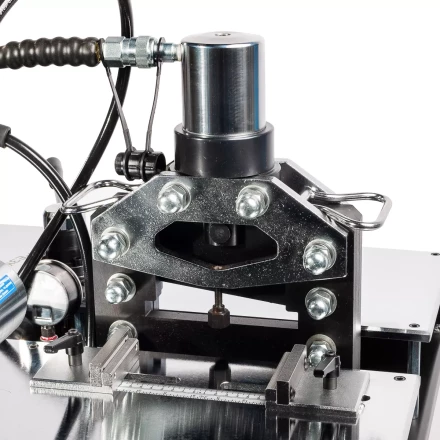 Стол КВТ СШО-150 NEO с комплектом шинообрабатывающего оборудования для шин до 150 мм (85683) купить в Нижневартовске