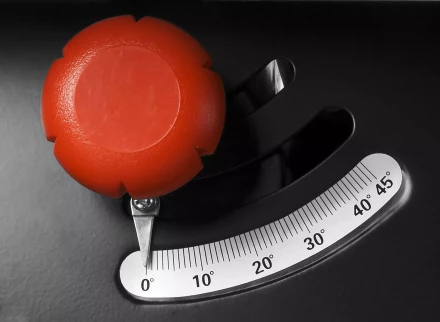 Пила ЗУБР настольная, 205х30х2,5мм, 2950об/мин, 1000Вт ЗПДС-205-1000 купить в Нижневартовске