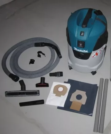 Пылесос промышленный Makita VC2512L купить в Нижневартовске