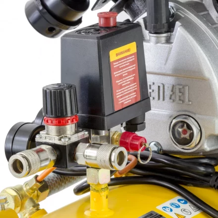 Компрессор воздушный Denzel DKV2200/50 Х-PRO 58083 купить в Нижневартовске