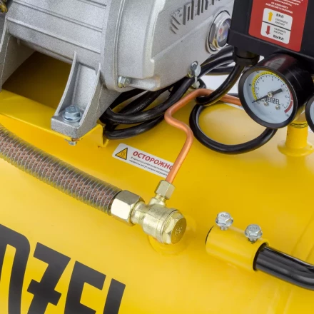 Компрессор воздушный Denzel DKV2200/50 Х-PRO 58083 купить в Нижневартовске