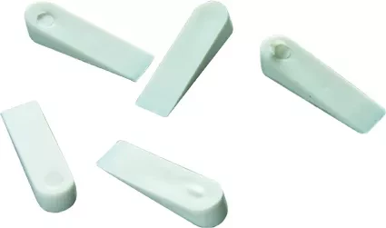 Клинья 30х6х5 мм для кладки плитки 200 шт  SPARTA 880225 купить в Нижневартовске