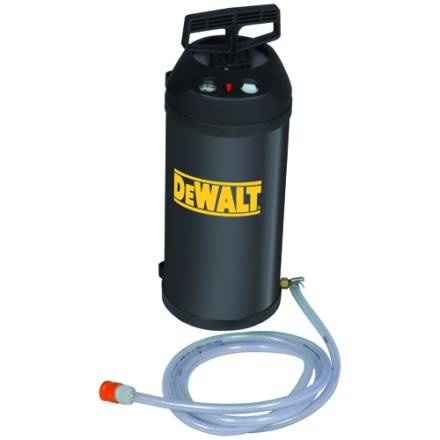 Нагнетательный водяной насос DeWalt D 215824 купить в Нижневартовске