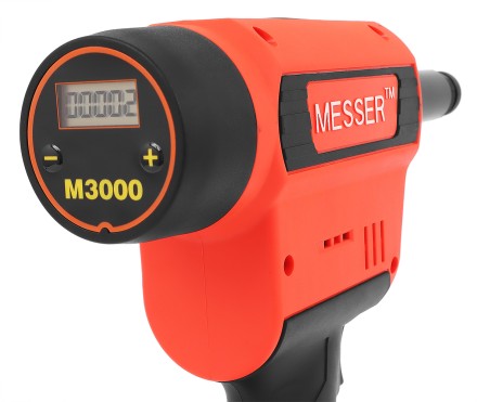 Аккумуляторный резьбовой заклепочник Messer M3000 с электронной системой настройки сжатия и счетчиком купить в Нижневартовске