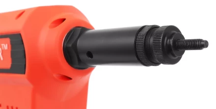 Аккумуляторный резьбовой заклепочник Messer M3000 с электронной системой настройки сжатия и счетчиком купить в Нижневартовске