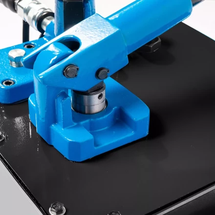 Помпа гидравлическая ручная КВТ ПМР-7080 объем маслобака 8.0 л (88147) купить в Нижневартовске