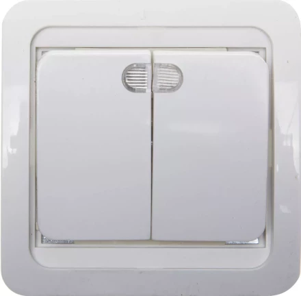 Выключатель СВЕТОЗАР "ГАММА" двухклавишный, с подсветкой, цвет белый, 10А/~250В SV-54135-W купить в Нижневартовске