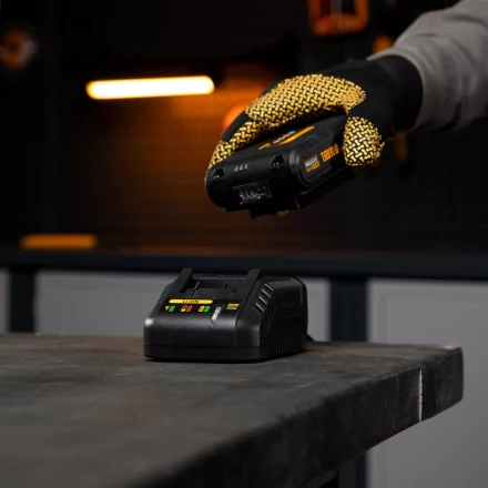 Устройство зарядное для аккумуляторов Denzel IBC-18-2.3, Li-Ion, 18 В, 2.3 А 28453 купить в Нижневартовске