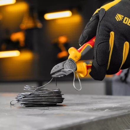 Бокорезы, диэлектрические рукоятки Denzel 17788, до 1000 В, трехкомпонентные рукоятки, 160 мм купить в Нижневартовске