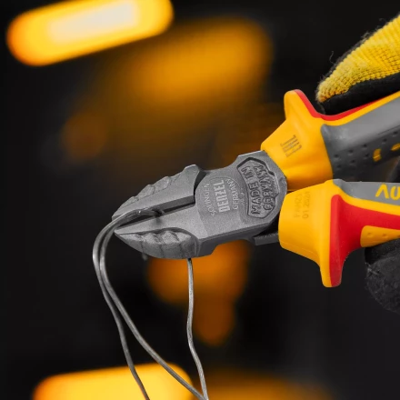 Бокорезы, диэлектрические рукоятки Denzel 17788, до 1000 В, трехкомпонентные рукоятки, 160 мм купить в Нижневартовске