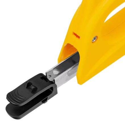 Степлер пластиковый, скобы в комплекте, тип 53, 6-10 мм Denzel 40221 купить в Нижневартовске