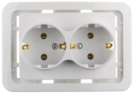 Розетка СВЕТОЗАР "ГАММА" двойная, с заземлением, цвет белый, 16А/~250В SV-54107-W купить в Нижневартовске